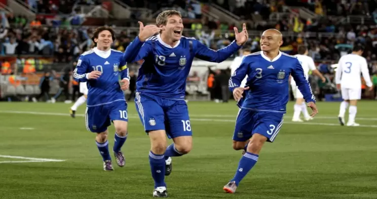 费耶诺德直播_费耶诺德体育直播频道免费观看_费耶诺德免费体育直播频道在线观看-24直播